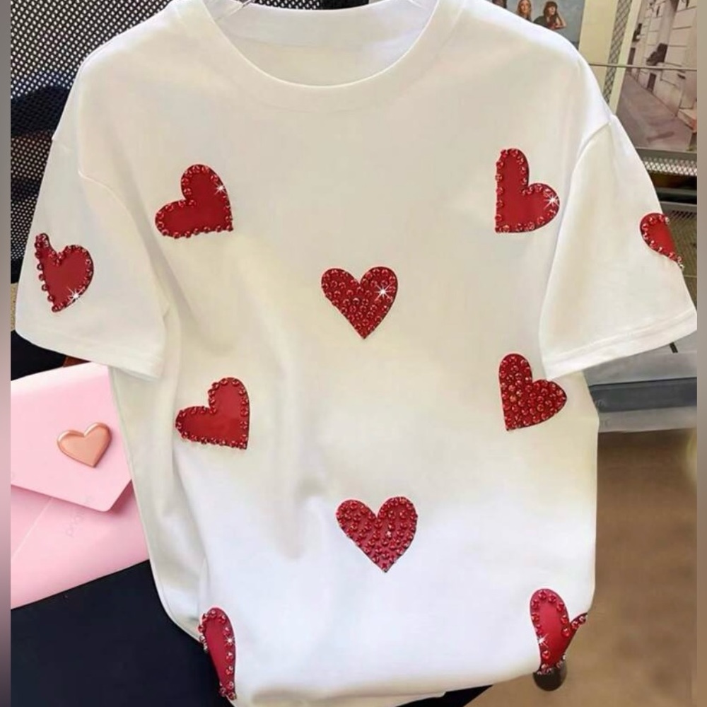Rhinestone Embellished Red Heart T-shirt | Short Sleeve | XL | NWT - Picture 2 of 9